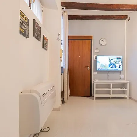 Juliet's Paradise House